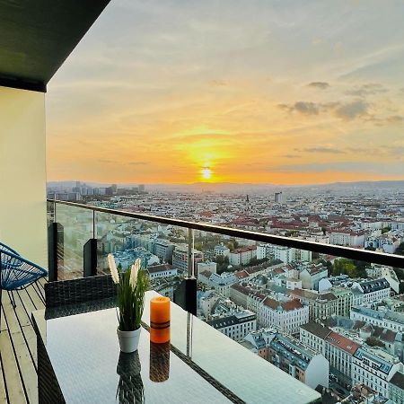 Triiiple Level 31 - Sonnenwohnen Apartment Mit Fantastischem Ausblick Und Parkplatz Βιέννη Εξωτερικό φωτογραφία