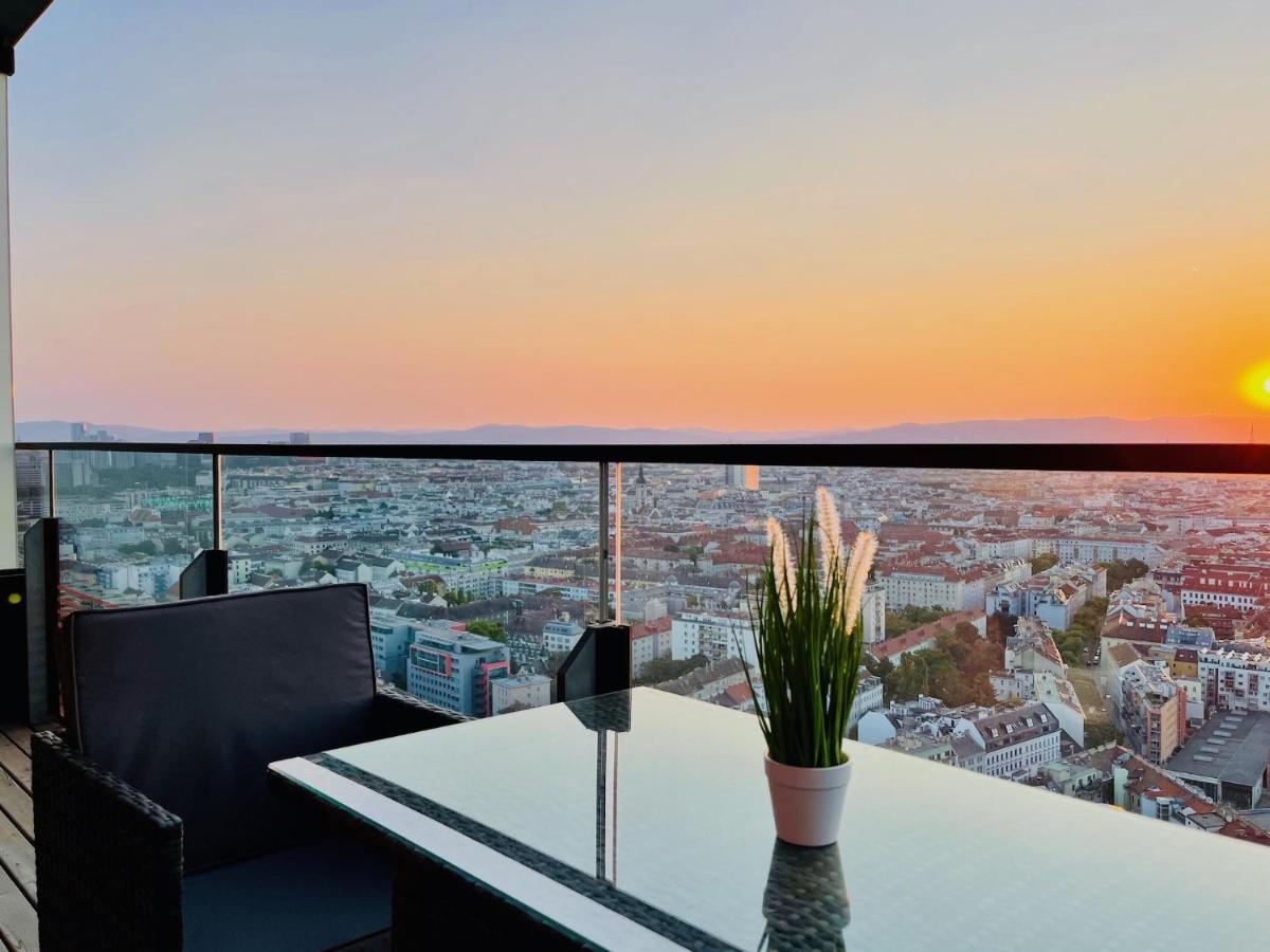 Triiiple Level 31 - Sonnenwohnen Apartment Mit Fantastischem Ausblick Und Parkplatz Βιέννη Εξωτερικό φωτογραφία