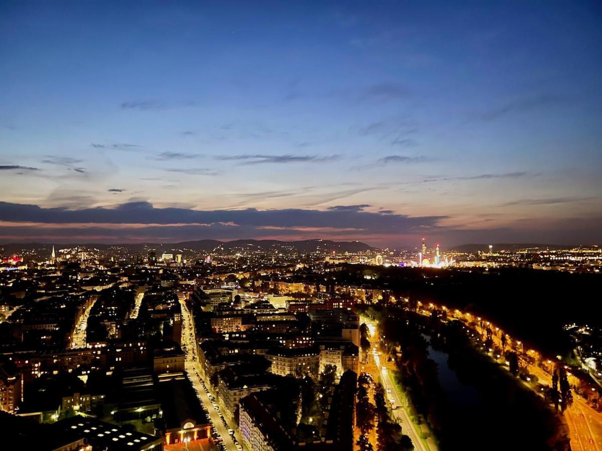 Triiiple Level 31 - Sonnenwohnen Apartment Mit Fantastischem Ausblick Und Parkplatz Βιέννη Εξωτερικό φωτογραφία