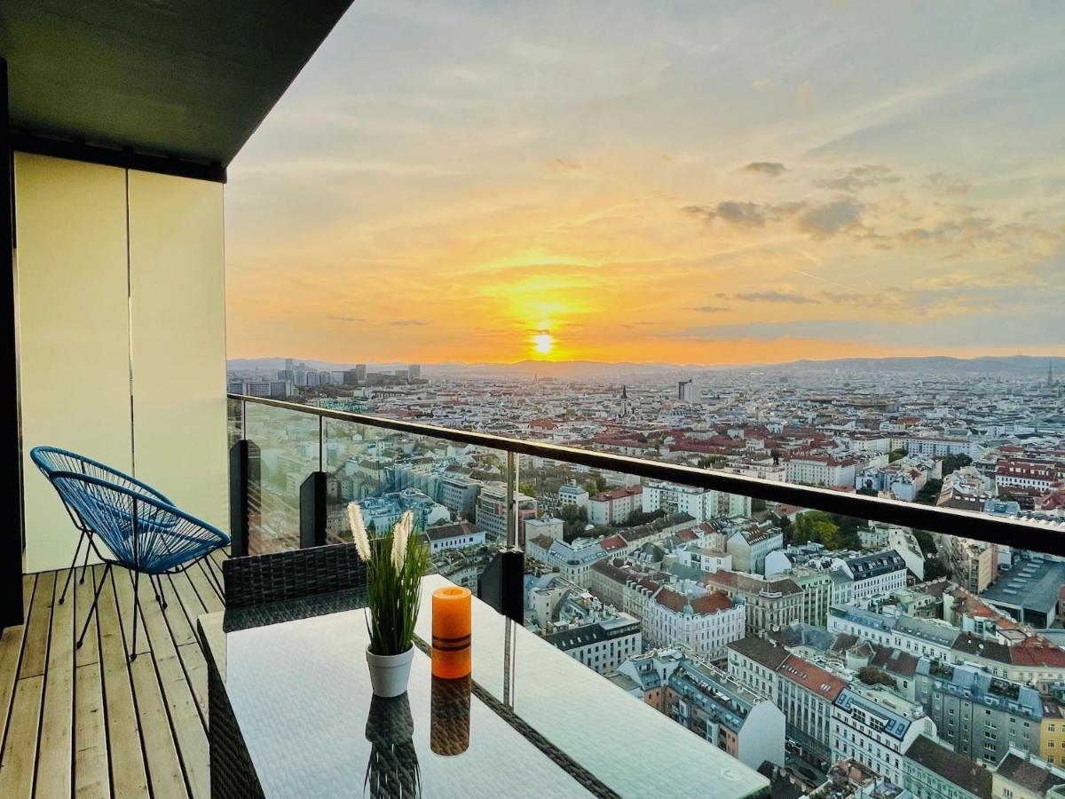 Triiiple Level 31 - Sonnenwohnen Apartment Mit Fantastischem Ausblick Und Parkplatz Βιέννη Εξωτερικό φωτογραφία